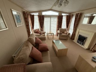 /photos/9495/9158ba91-f9ce-5c04-6b81-ad6b77b3f7b3_i320x240.jpg